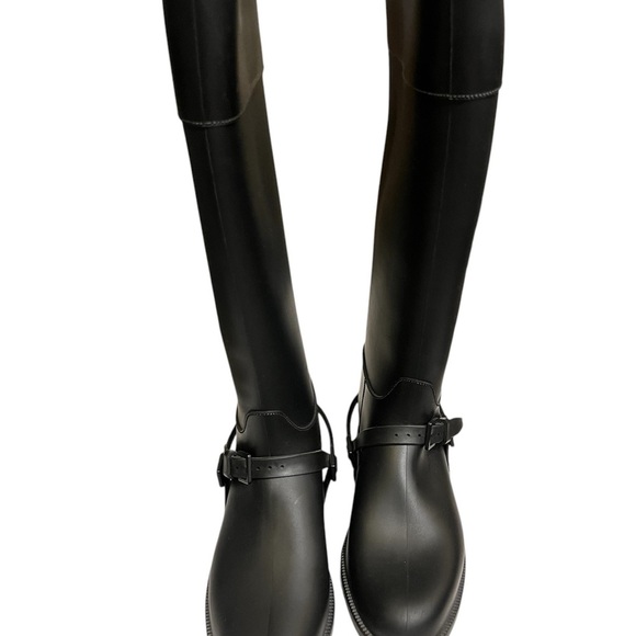 Givenchy Black Winter & Rain Boots - Picture 4 of 10